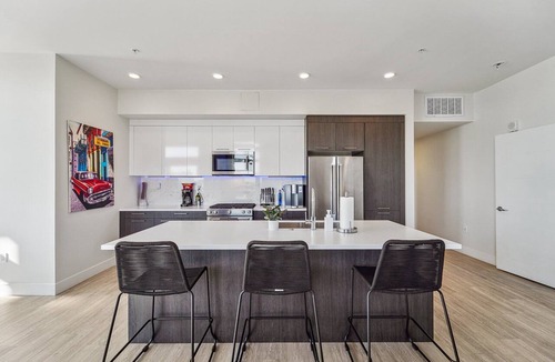 Highland Condo | The Penthouse | Panoramic Views + EV | 3BR LoHi | Dog-Friendly
