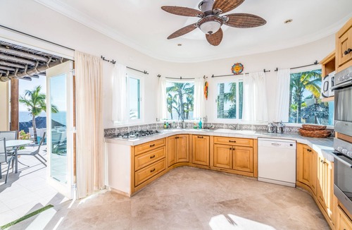 La Ventana House | The Perfect Beachfront Kiteboarding and Windsurfing Property in La Ventana.