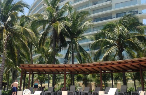 Ixtapa Condo | This 2200sf Unit is steps from the beach and includes stunning sunset views.