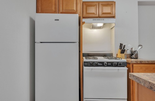 Downtown Harrisburg Apartment | This apartment is a 1 bedroom(s), 1 bathrooms, located in Harrisburg, PA.