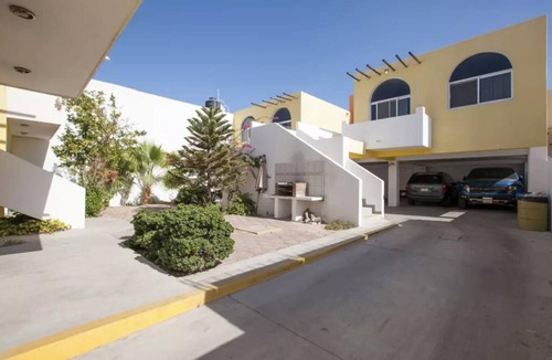 La Paz Apartment | This beautiful location will warm your hearts and make your stay all the more pleasant