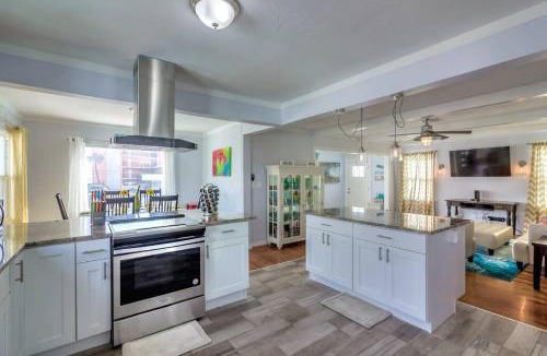 Seabreeze Park House | Three Oars Beach Bungalow