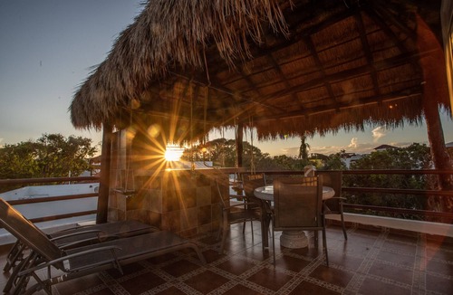 Playacar Villa | Tired of being stressed? Try the sea/pool/cenote/sun therapy! Huge villa for 15