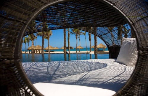 Zona Hotelera Condo | Top-Rated Cabo Luxury Resort 2BR w/ WiFi, Resort Spa & Pool