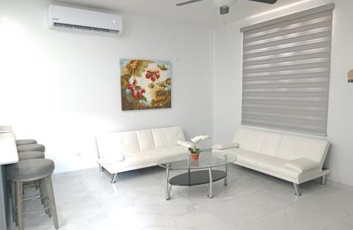 Ferrocarrilera Apartment | Town Condo Casamar 2 by Kivoya