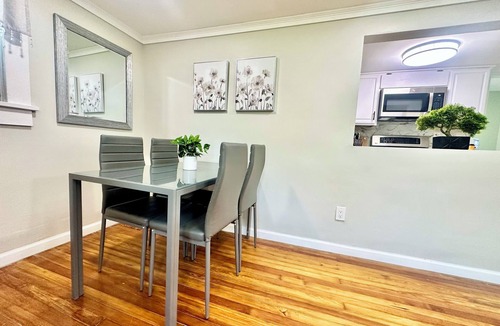 Newton Apartment | Town & Country Andover, NJ Area Apt- 2nd Fl