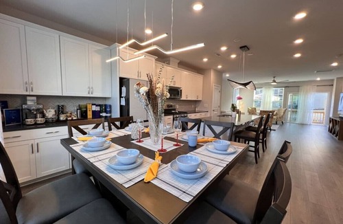 Durham Villa | TPV - Buckingham - 10 mins - Airport/Duke/Downtown