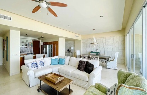 Puerto Penasco Condo | TRANQUIL BEACHFRONT RESORT WITH EDGELESS POOLS, HEATED SPAS, SAUNA