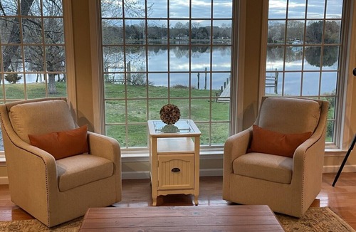 Unionville House | Tranquil Beautiful Waterfront Near Historic St. Michaels & Royal Oak