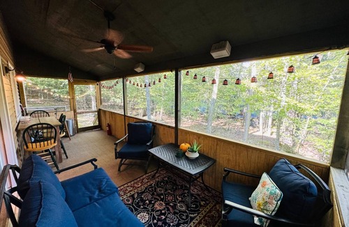 Lackawaxen House | Tranquility in the Pocono mountains of Masthope and Ski Big Bear.