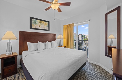 Treasure Island Condo | Treasure Island: 2BR Beach Escape