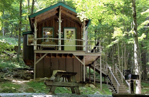 Allegheny Mountains Cabin | Treehouse Cabin in Riverton, WV