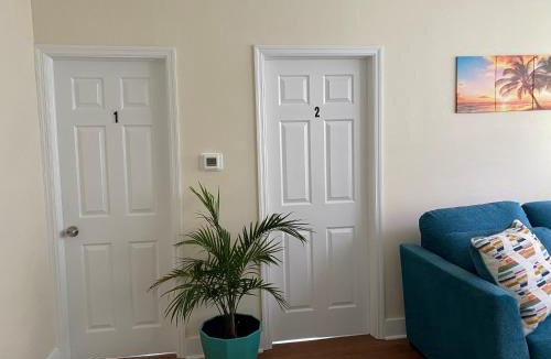 Irvington House | Tropical Oasis - Room 3
