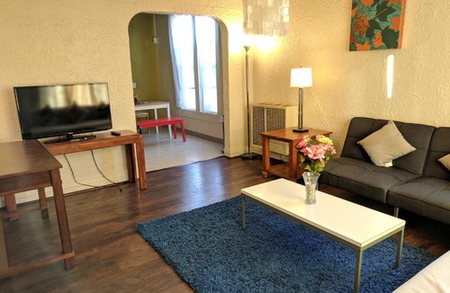 Vallejo Apartment | Two-Bedroom Apartment near Napa, Six Flags & Freeway