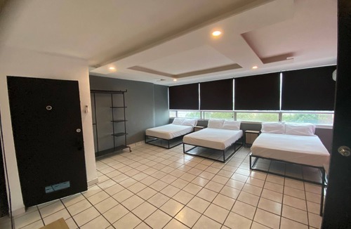 Monterrey Centro House | Unidades Privadas con AC-TV-WiFi y Estacionamiento en Centro de MTY