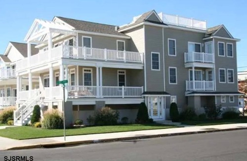 Gold Coast Condo | Unwind and relax at THE SEABREEZE VERANDA in Ocean City, New Jersey!