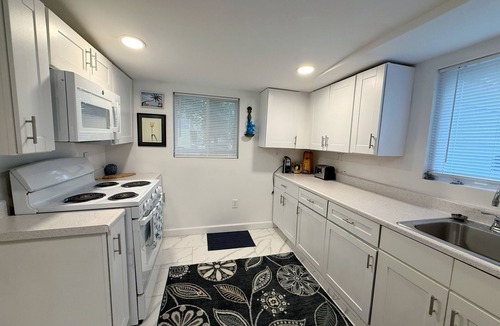 Colonial Beach House | Updated home 2 blocks from water in Colonial Beach-come visit Driftwood Cottage!
