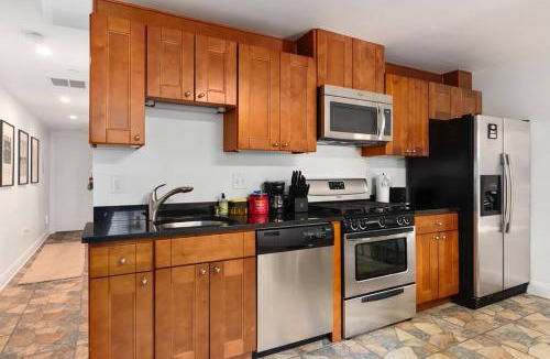 Bloomingdale Apartment | Upscale 2BR Apartment with Patio