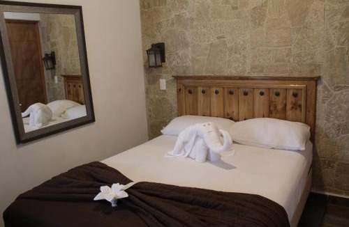 Lomas de Mazatlan Hotel | Venados Inn