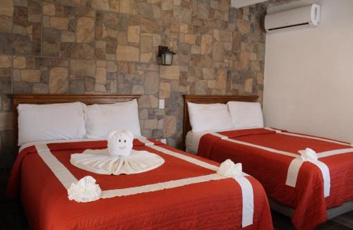 Lomas de Mazatlan Hotel | Venados Inn