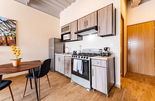 Zona Rosa Apartment | VH | Great Location @Roma. Designed Loft | 313