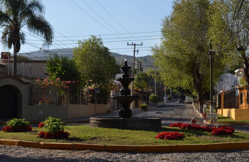 Tlajomulco de Zuniga House | VIENES A GUADALAJARA? TE INVITAMOS A CONOCER LA CASA DE LAS LOMAS