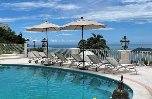 Las Brisas Villa | VILLA JADE LUXURY VILLA IN ACAPULCO WITH BEST STAFF AND VIEWS