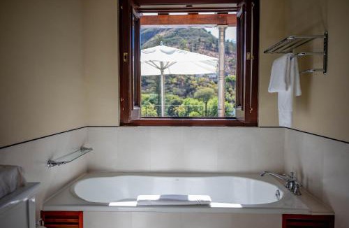 De La Presa Hotel | Villa Maria Cristina Hotel
