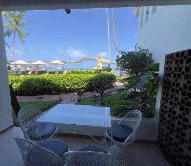 Rincon de Guayabitos Hotel | Villas El Dorado