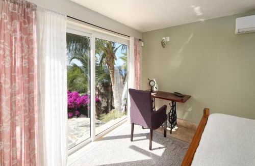 North End Villa | Villas Piedra Blanca