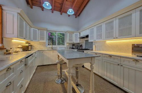 El Santuario Villa | Villas Valle