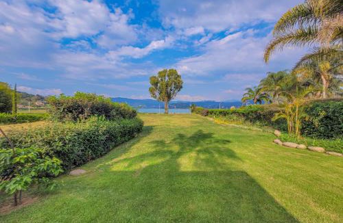 El Santuario Villa | Villas Valle