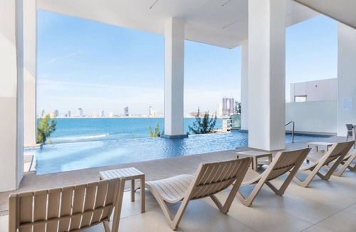 Downtown Mazatlan Apartment | Vista Hermosa en Depa Lujoso Punta Bahia
