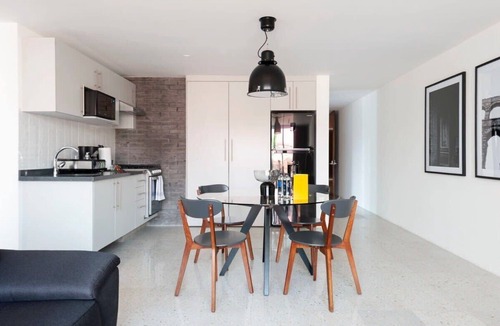 Colonia Roma Apartment | w* | Welcoming 2BR in Roma Norte