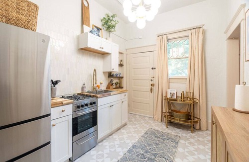 Duckpond Apartment | Walk to downtown - 1/1 Studio