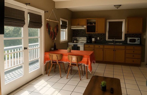 Lincolnville House | Walkable Downtown Retreat St. Augustine Escape with Parking & Balcony View