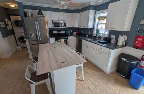 Ortley Beach House | Waterfront Bayside 3 bed 2 bath Seaside Heights/Ortley -Dock & Fenced Patio