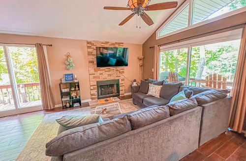 Moneta House | Waterfront Cottage on Quiet Cove!Game Room! Fire Pit! Pet Friendly!