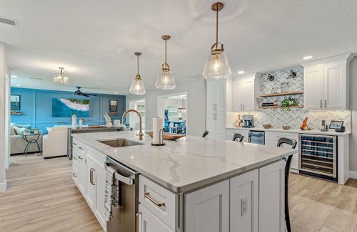 Port Orange House | Waterfront/Dolphins/Luxury Design/HOT TUB