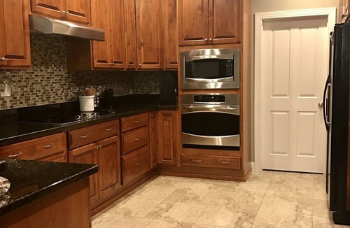 Dameron House | Waterfront Getaway-Beach, Canoe and Boat Dock!