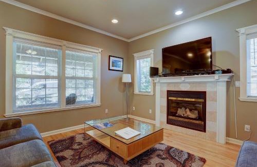River West House | Westside Walkable