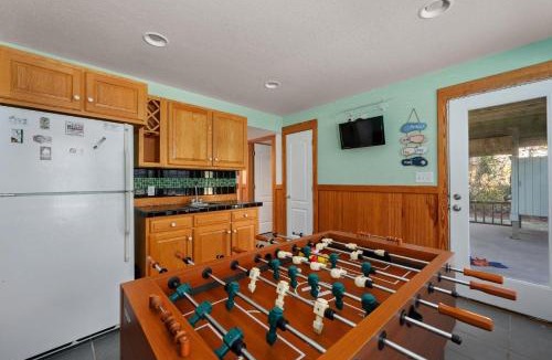 Whalehead Beach House | WH582 Beachnuts Too