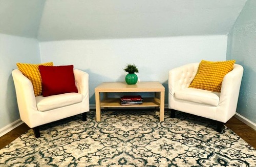 Jefferson Park House | Wonderful 2-bedroom house in Denver perfect for your getaway