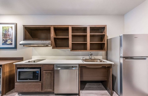 Linden Hotel | WoodSpring Suites Linden