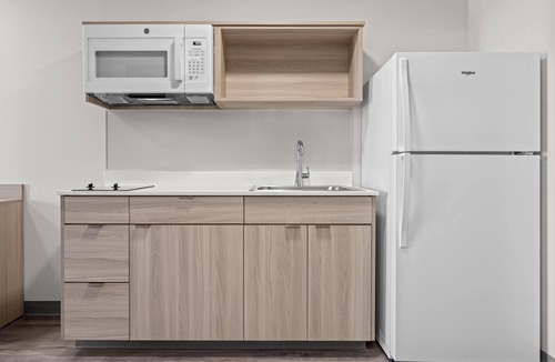 Manteca Hotel | Woodspring Suites Manteca - Stockton South