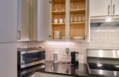 Clayton Apartment | Workers Sanctuary Mins from DT Clayton