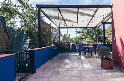 El Caloso Apartment | Your home away from home in a authentic Mexican neighborhood