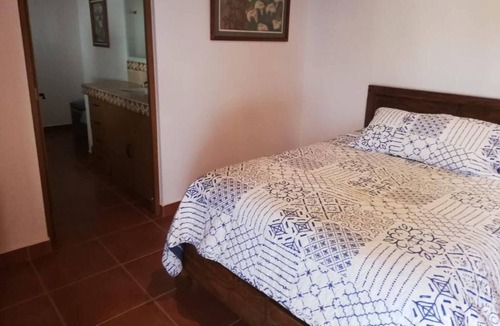 El Marques Cabin | Your Serene Family Oasis Cheerful 4 Bedrooms Cabin With Pool
