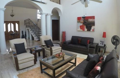 Alfredo V. Bonfil Bed & Breakfast | YurInn