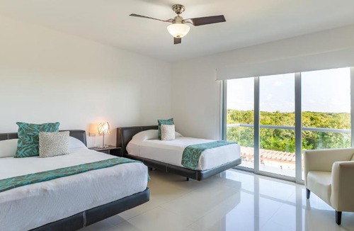 Puerto Juarez Apartment | Z Casa Limon Norte condo